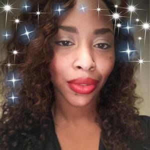 Meet your Posher, Layla